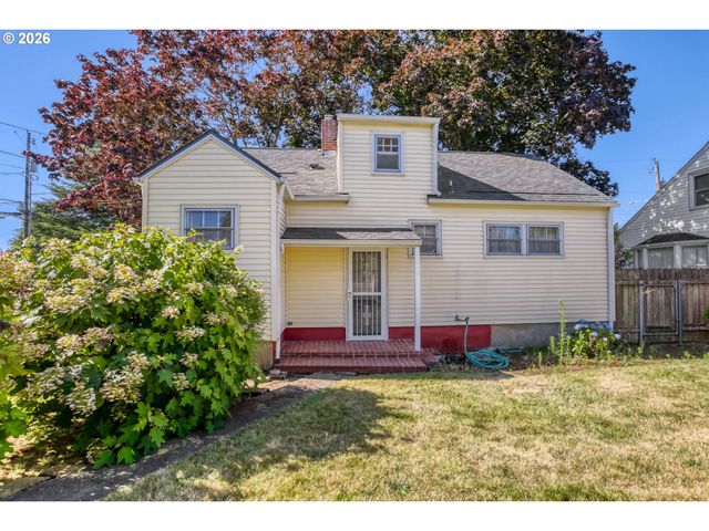 1135 B St, Washougal, WA 98671