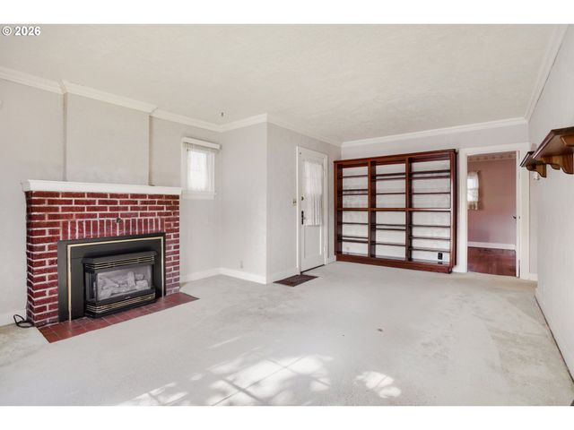 1135 B St, Washougal, WA 98671