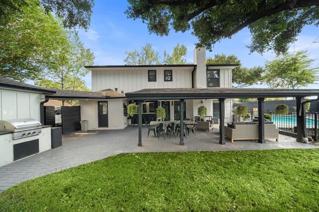 12526 Stafford Springs Drive, Houston, TX 77077