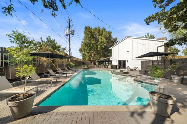 12526 Stafford Springs Drive, Houston, TX 77077