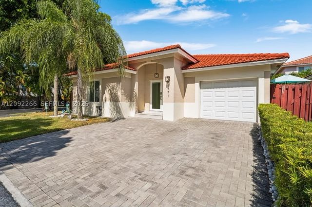 5771 NW 98th Ct, Doral, FL 33178