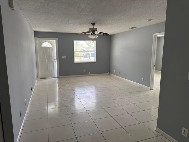 2519 Griffin Square, Acacia Villas, West Palm Beach, FL 33406