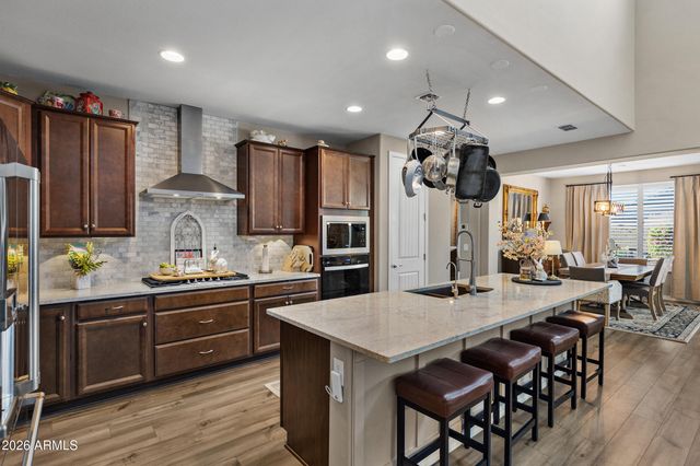 6804 W WINSTON Drive, Laveen, AZ 85339