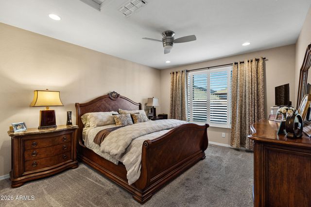 6804 W WINSTON Drive, Laveen, AZ 85339