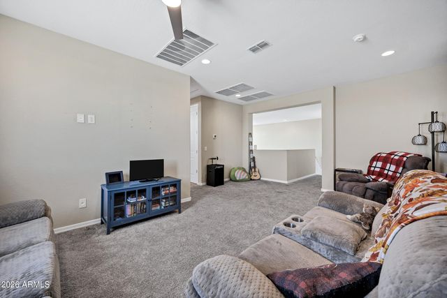 6804 W WINSTON Drive, Laveen, AZ 85339