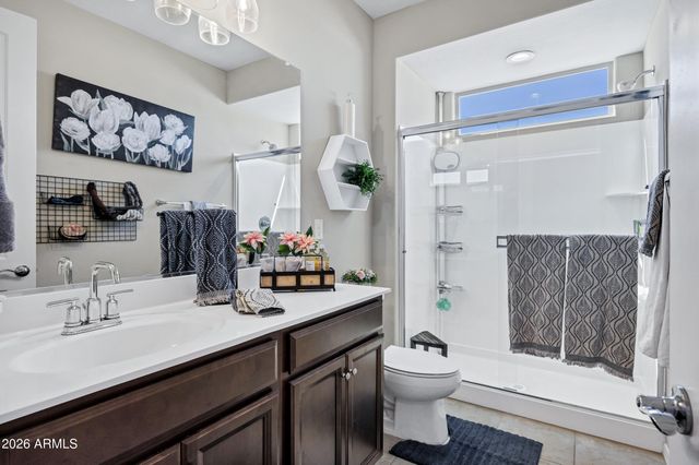 6804 W WINSTON Drive, Laveen, AZ 85339