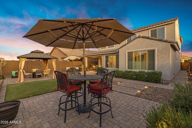 6804 W WINSTON Drive, Laveen, AZ 85339