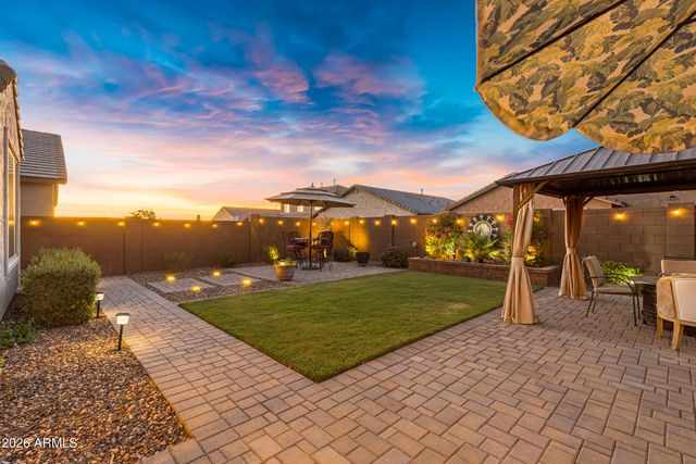 6804 W WINSTON Drive, Laveen, AZ 85339