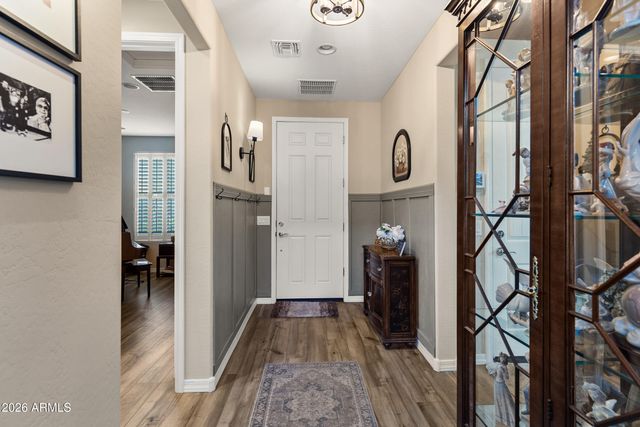 6804 W WINSTON Drive, Laveen, AZ 85339