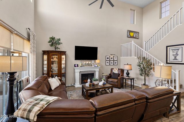 6804 W WINSTON Drive, Laveen, AZ 85339