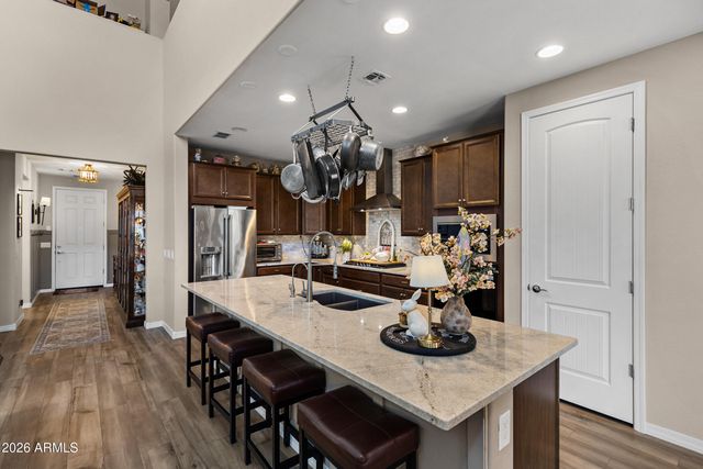 6804 W WINSTON Drive, Laveen, AZ 85339