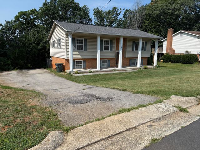2766 Fletcher ST, Salem, VA 24153