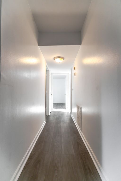 Image 37 of property listing at 1402 Camp Road 3f, Charleston, SC 29412