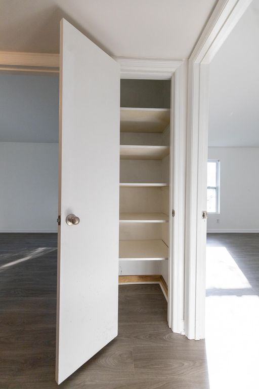 Image 46 of property listing at 1402 Camp Road 3f, Charleston, SC 29412