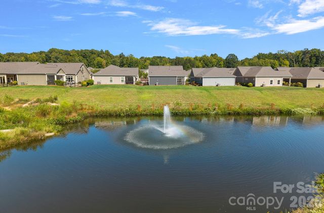 9057 Treetop Way NW, Concord, NC 28027