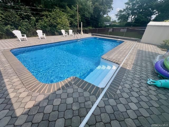 7 Cedar Avenue, Coram, NY 11727