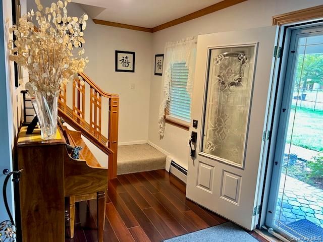 7 Cedar Avenue, Coram, NY 11727