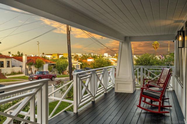 3235 Fenelon, San Diego, CA 92106