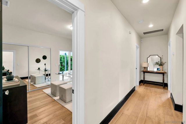 3235 Fenelon, San Diego, CA 92106