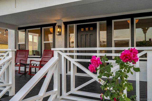 3235 Fenelon, San Diego, CA 92106
