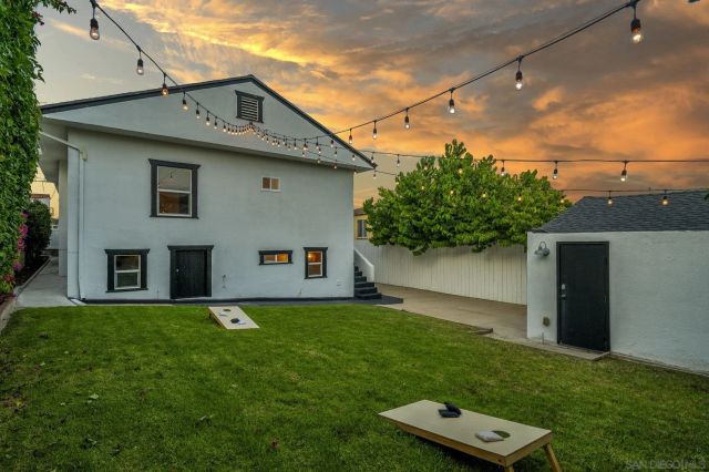 3235 Fenelon, San Diego, CA 92106