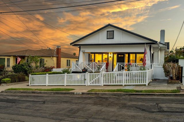 3235 Fenelon, San Diego, CA 92106