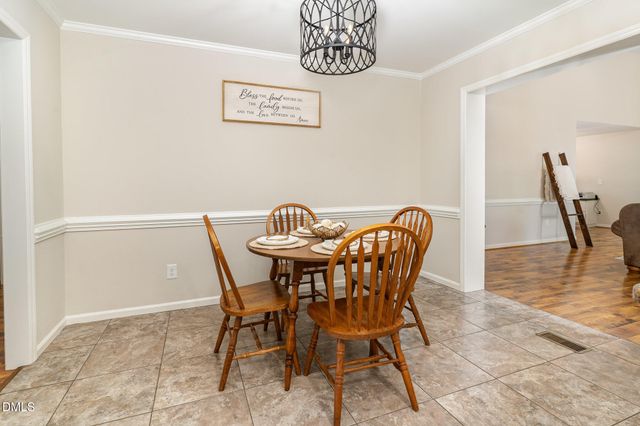 1324 Nc 96 S Highway, Zebulon, NC 27597