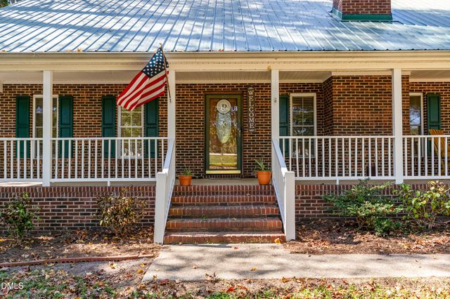 1324 Nc 96 S Highway, Zebulon, NC 27597