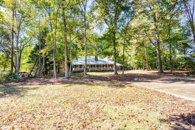 1324 Nc 96 S Highway, Zebulon, NC 27597