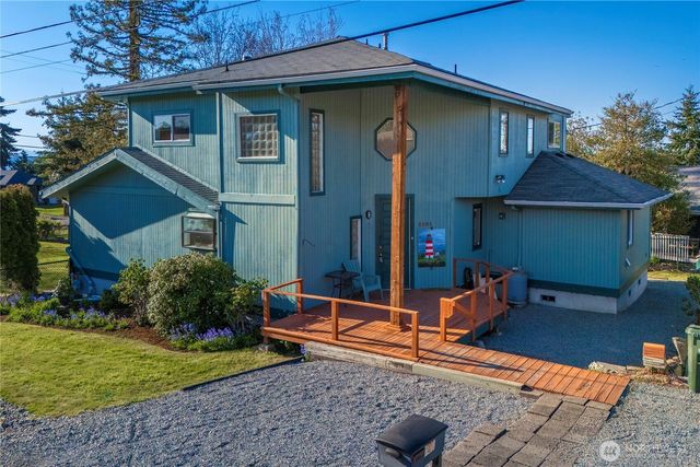5201 Hyada Boulevard NE, Tacoma, WA 98422