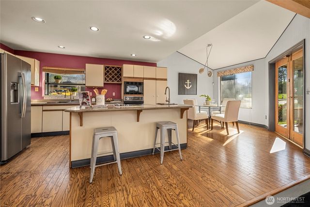5201 Hyada Boulevard NE, Tacoma, WA 98422