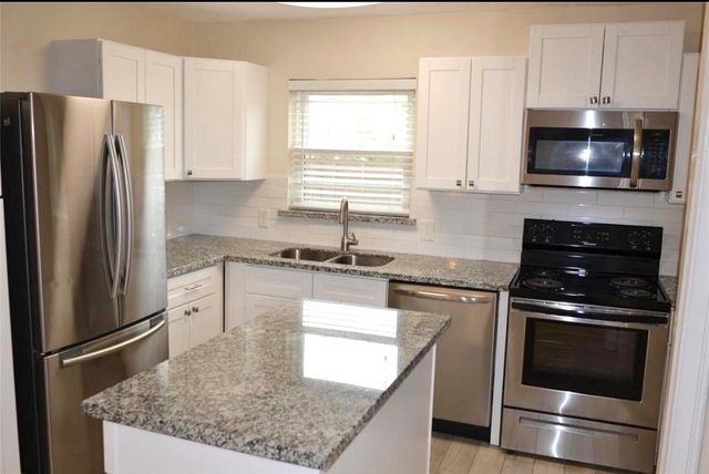 2379 Briarwest Boulevard 55, Houston, TX 77077