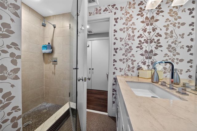 455 E Palmetto Park Rd 2E, Boca Raton, FL 33432