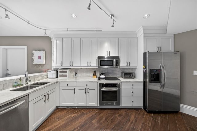 455 E Palmetto Park Rd 2E, Boca Raton, FL 33432