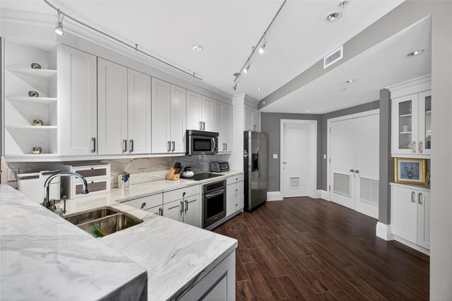 455 E Palmetto Park Rd 2E, Boca Raton, FL 33432