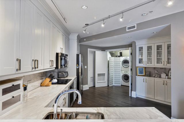 455 E Palmetto Park Rd 2E, Boca Raton, FL 33432