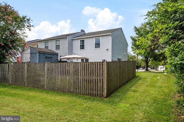2827 NOMAD CT E, Bowie, MD 20716