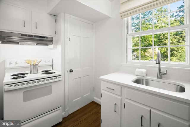 5920 WELBORN DR, Bethesda, MD 20816