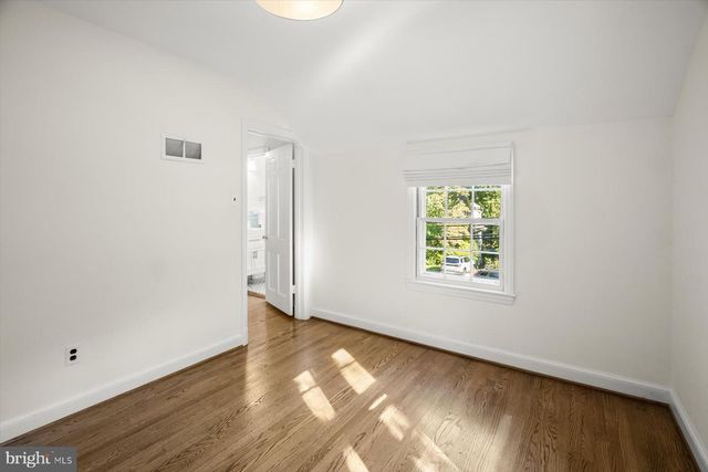 5920 WELBORN DR, Bethesda, MD 20816