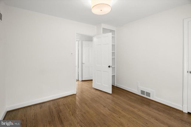 5920 WELBORN DR, Bethesda, MD 20816