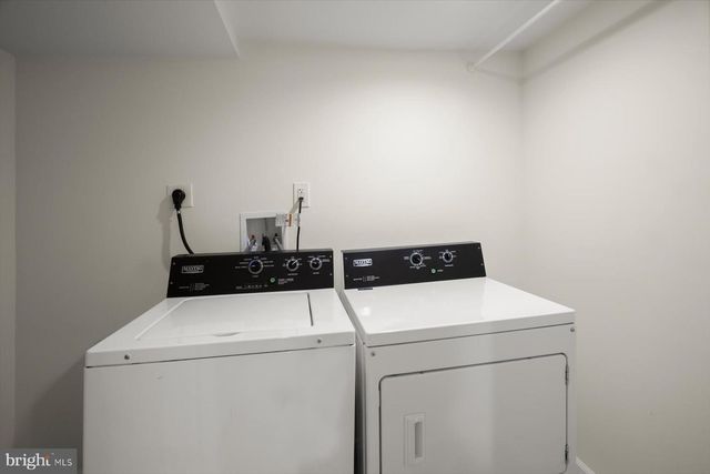 5920 WELBORN DR, Bethesda, MD 20816
