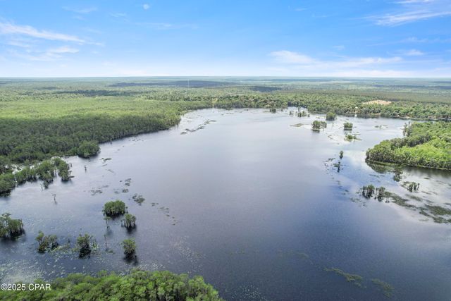 4133 Aquarius Drive, Chipley, FL 32428