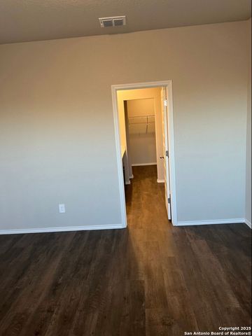 4215 Asher Alley, St Hedwig, TX 78152
