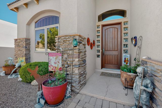 1118 Palo Alto Court, Bernalillo, NM 87004