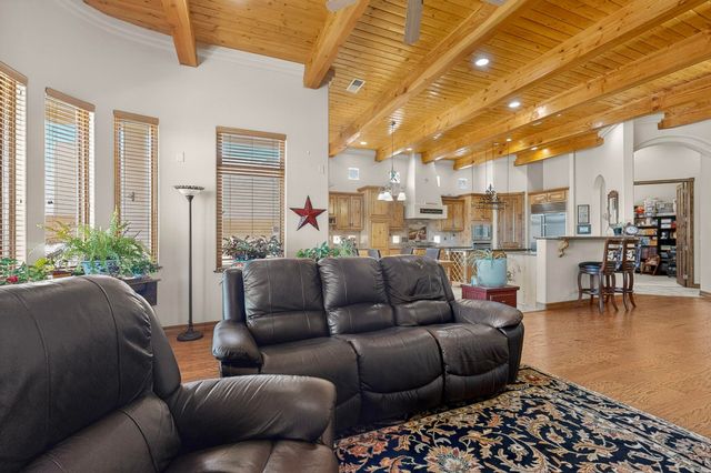 1118 Palo Alto Court, Bernalillo, NM 87004