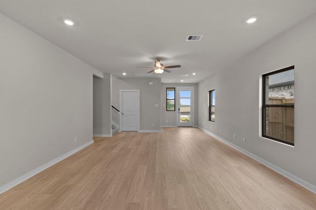 12138 Barkley Oak Drive, Texas City, TX 77591