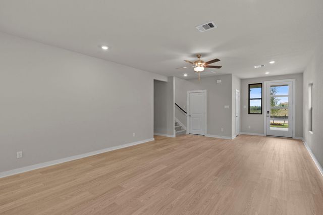 12138 Barkley Oak Drive, Texas City, TX 77591