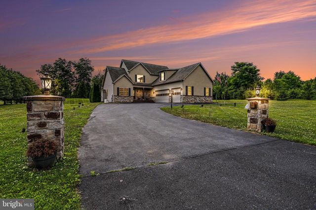 654 OLD QUAKER RD, Lewisberry, PA 17339