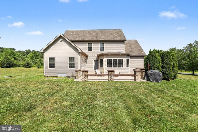 654 OLD QUAKER RD, Lewisberry, PA 17339