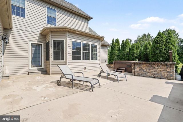 654 OLD QUAKER RD, Lewisberry, PA 17339